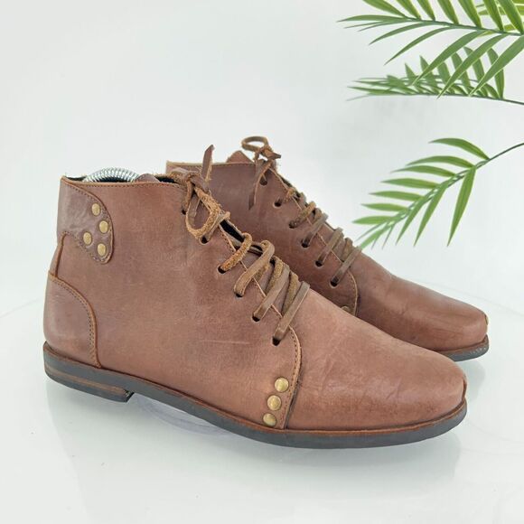 Caboclo Leo Ankle Boot Men's Size 8 Brown Leather Studded Classic Lace Up - Picture 2 of 16